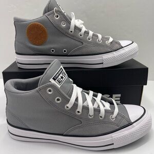 Converse Men’s High-Top A09499C
CTAS MALDEN STREET MID Sneakers